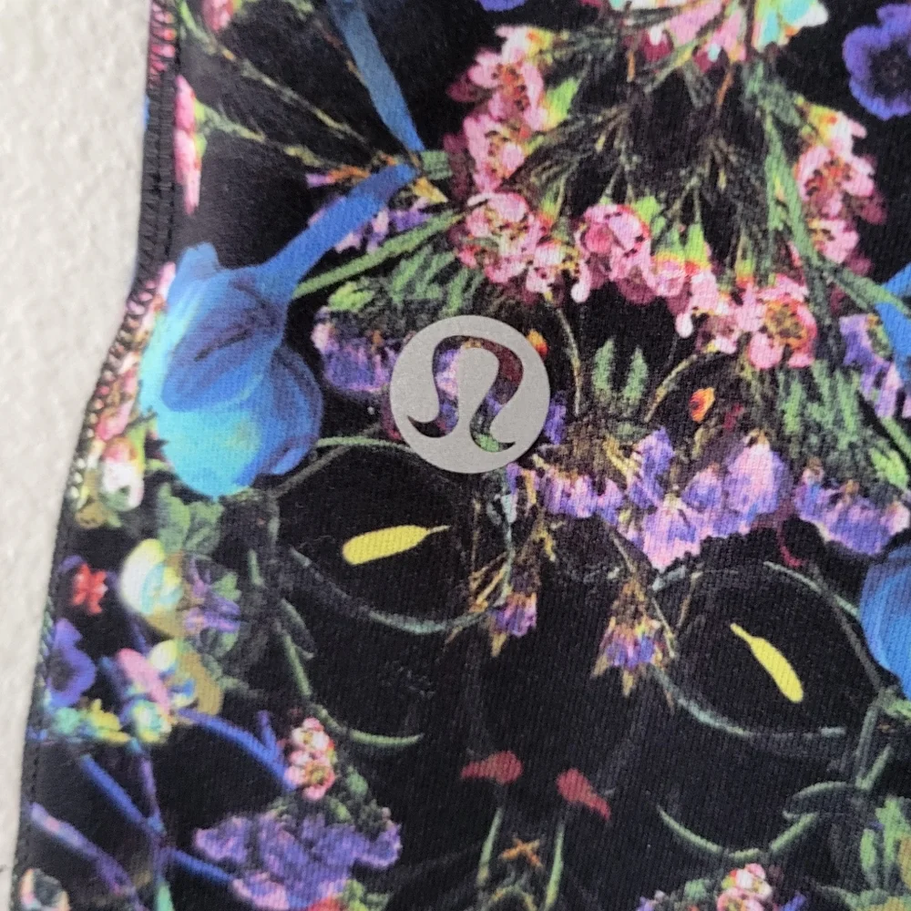 Lululemon Swift Speed High-Rise Tight Leggings 28